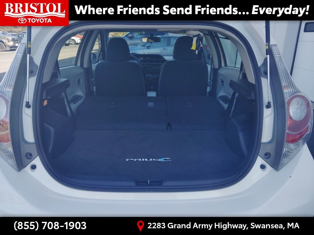 Used 2014 Toyota Prius C Two image 27