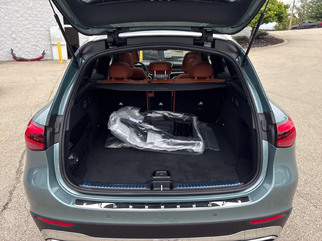 New 2027 Mercedes-Benz GLC 300 4MATIC image 23