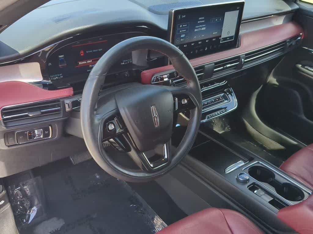Used 2024 Lincoln Corsair Reserve w/ Equipment Group 201A AWD/4WD video 2