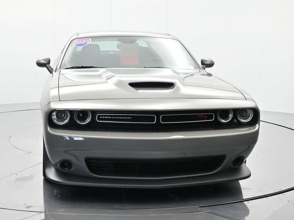 Used 2023 Dodge Challenger R/T image 2