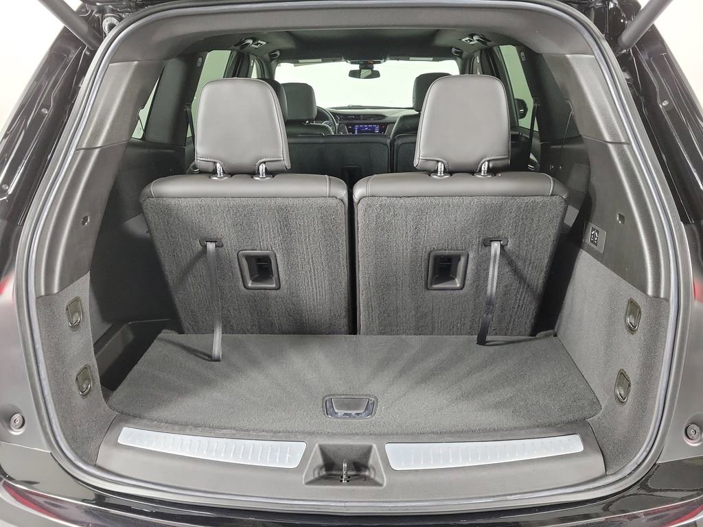 Used 2023 Cadillac XT6 Luxury FWD image 8