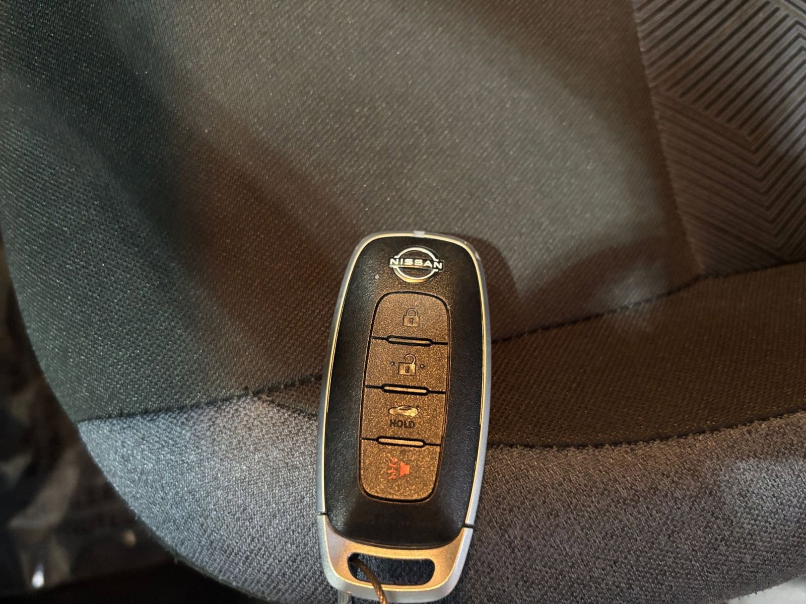 Used 2025 Nissan Versa SV FWD image 21