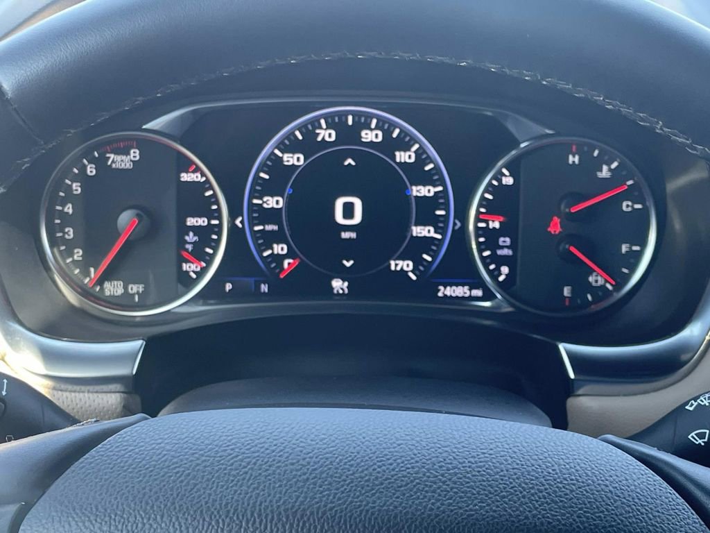 Used 2023 Chevrolet Traverse Premier image 32