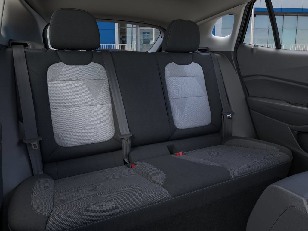 New 2026 Chevrolet Trax LS w/ LS Convenience Package FWD image 17