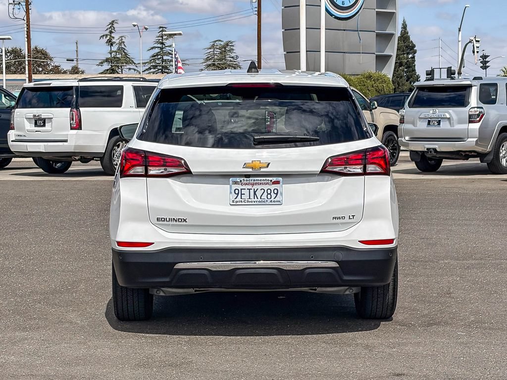 Used 2022 Chevrolet Equinox LT AWD/4WD image 2