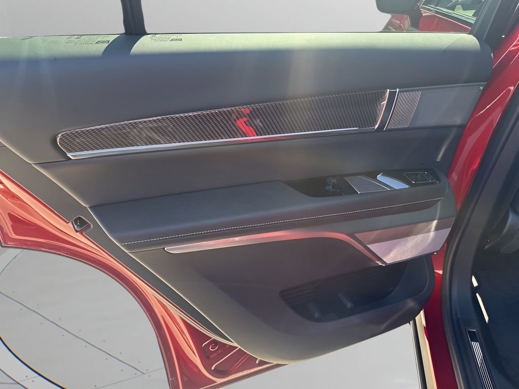 New 2026 Cadillac Vistiq Luxury image 38