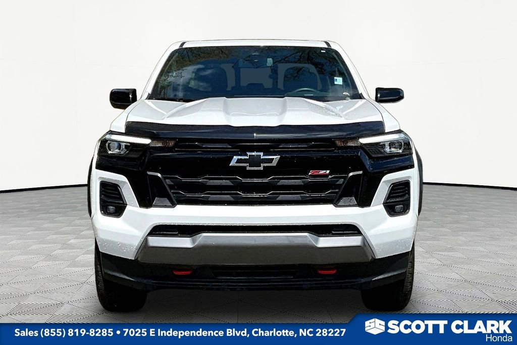 Used 2024 Chevrolet Colorado Z71 w/ Z71 Convenience Package 2 image 2