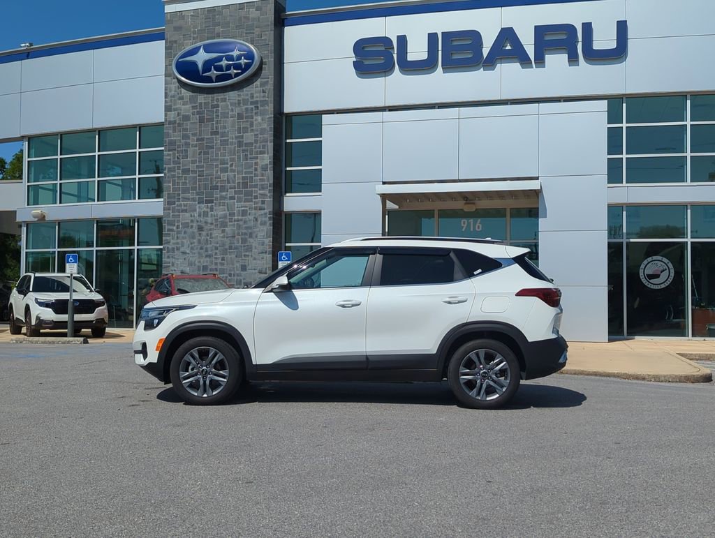 Used 2021 Kia Seltos S FWD image 4