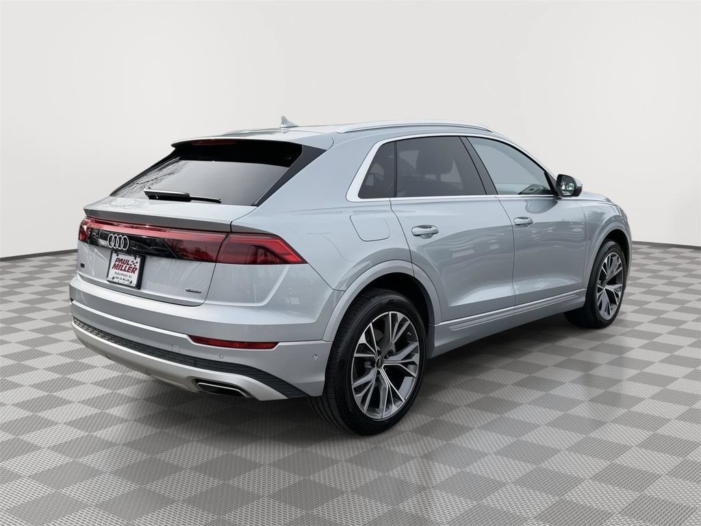 Used 2025 Audi Q8 Premium w/ Convenience Package AWD/4WD image 6