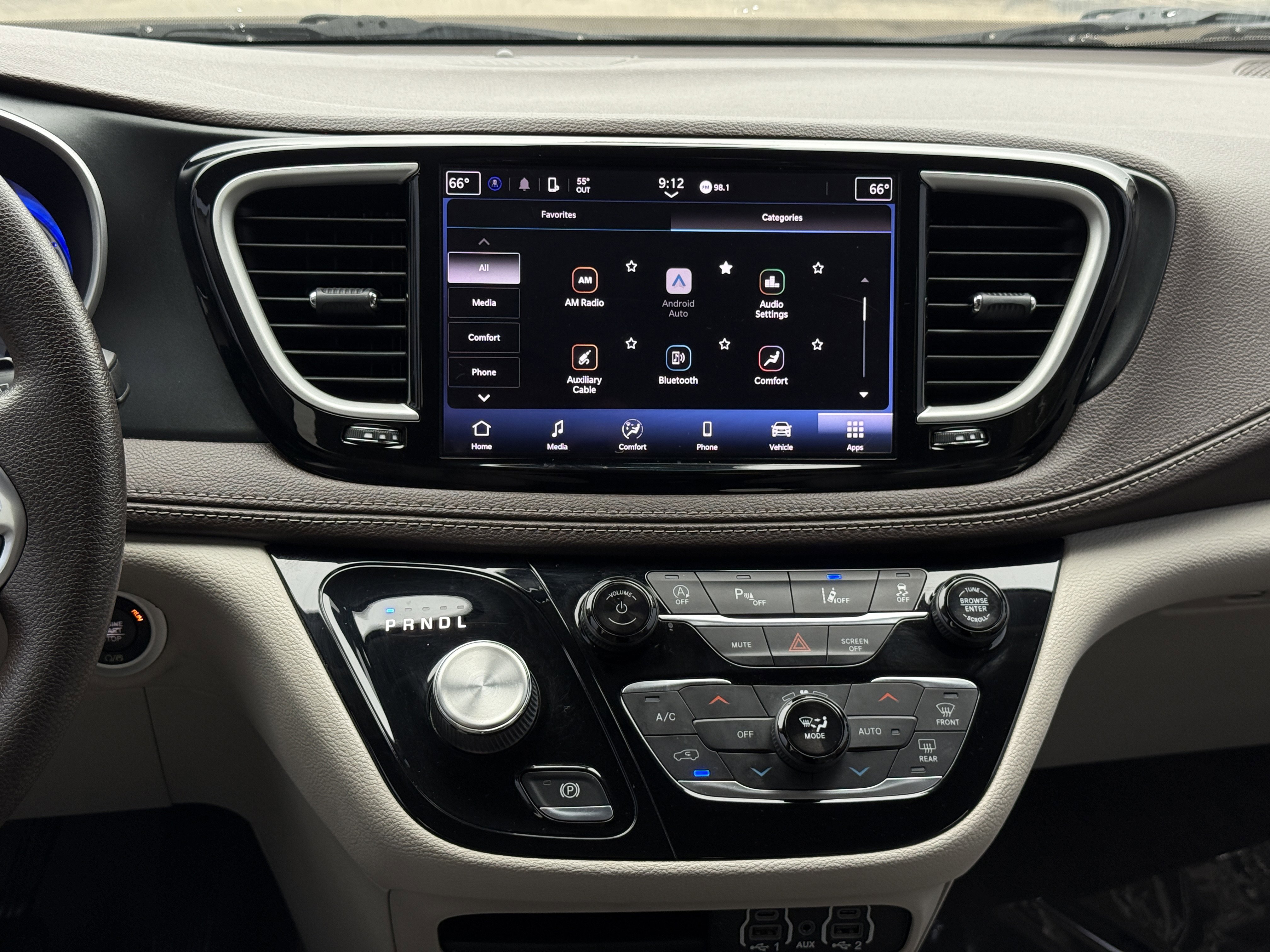 Used 2021 Chrysler Pacifica Touring image 20