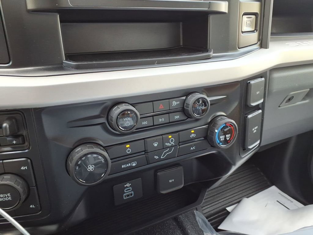 New 2026 Ford F600 4x4 Regular Cab Super Duty image 15