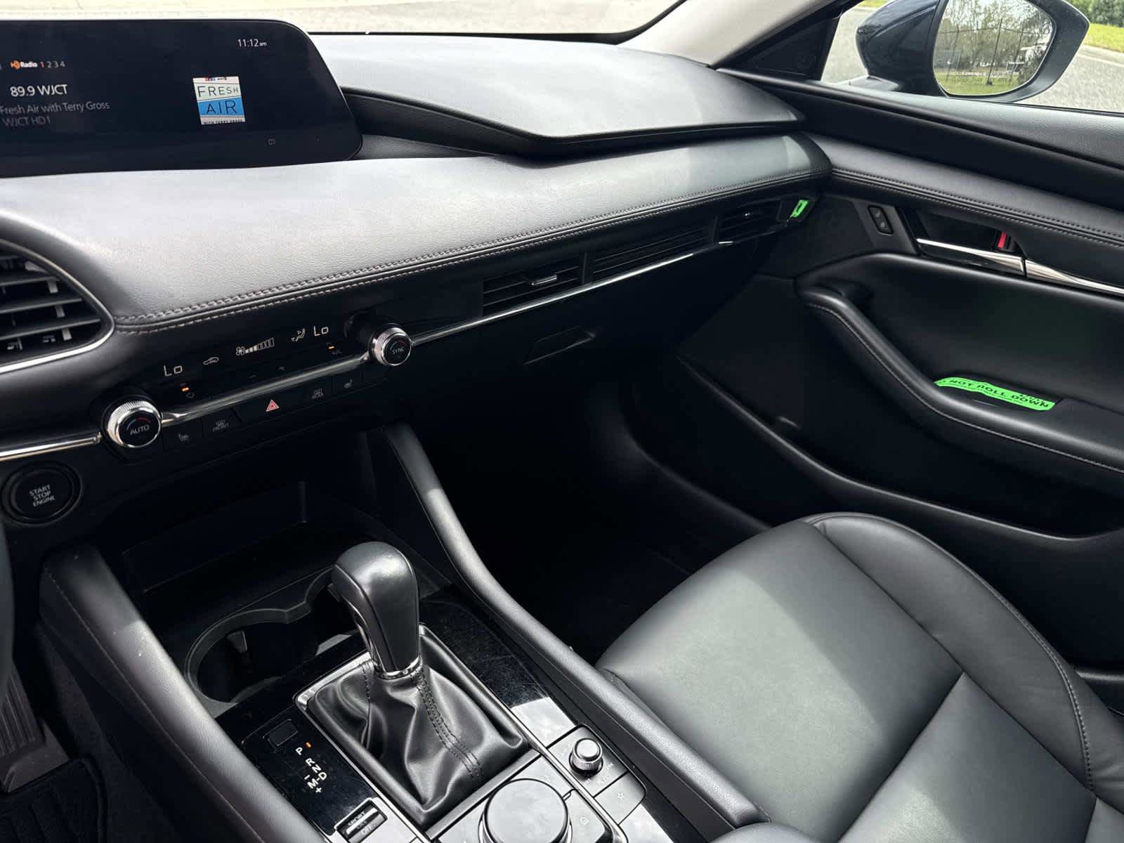 Used 2022 MAZDA MAZDA3 s image 24