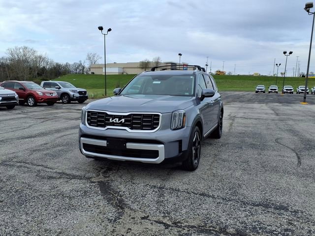 Used 2025 Kia Telluride S image 48