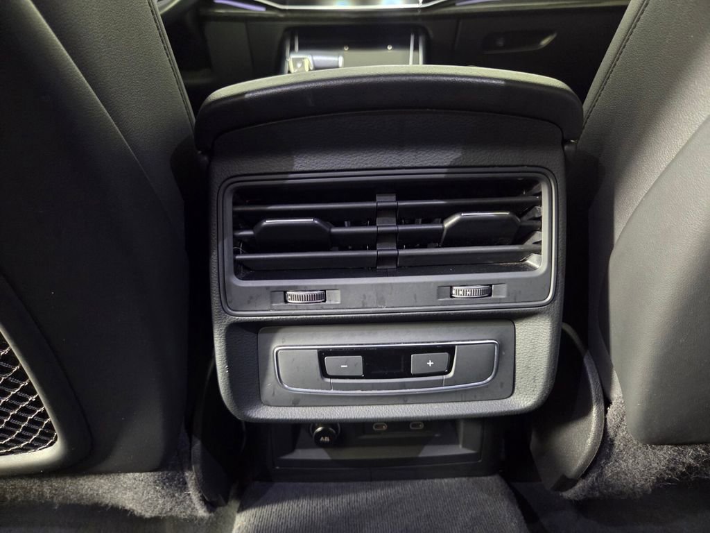 Used 2023 Audi Q7 3.0T Premium Plus image 27