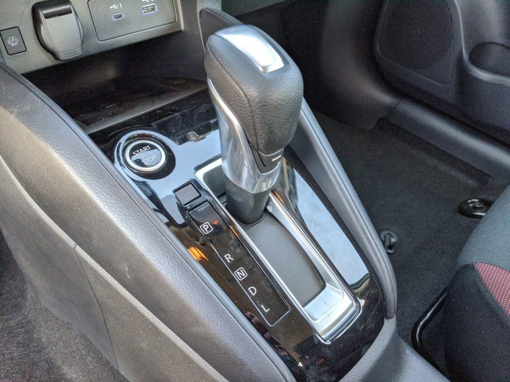 New 2025 Nissan Versa SR w/ Trunk Package image 18