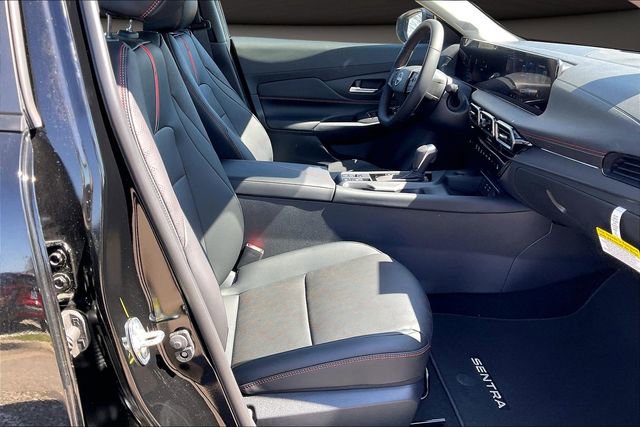 New 2026 Nissan Sentra SR w/ SR Premium Package FWD image 10