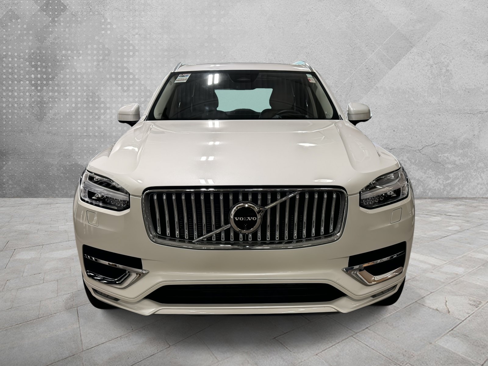 Used 2024 Volvo XC90 B6 Ultimate w/ Protection Package AWD/4WD image 2