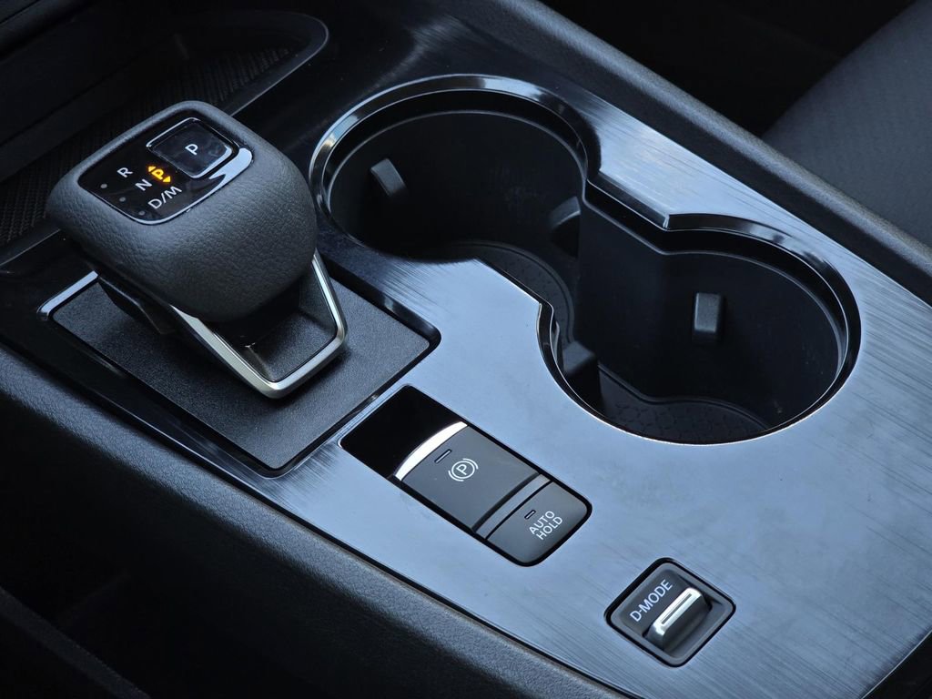 Certified 2026 Nissan Rogue SV w/ SV Premium Package image 24