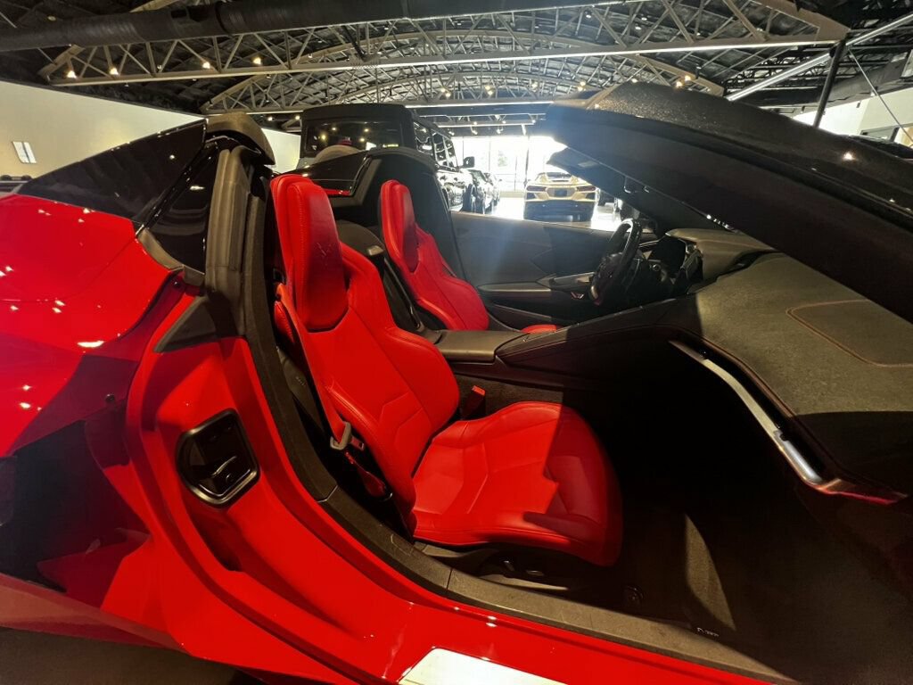 Used 2022 Chevrolet Corvette Stingray Convertible RWD image 26