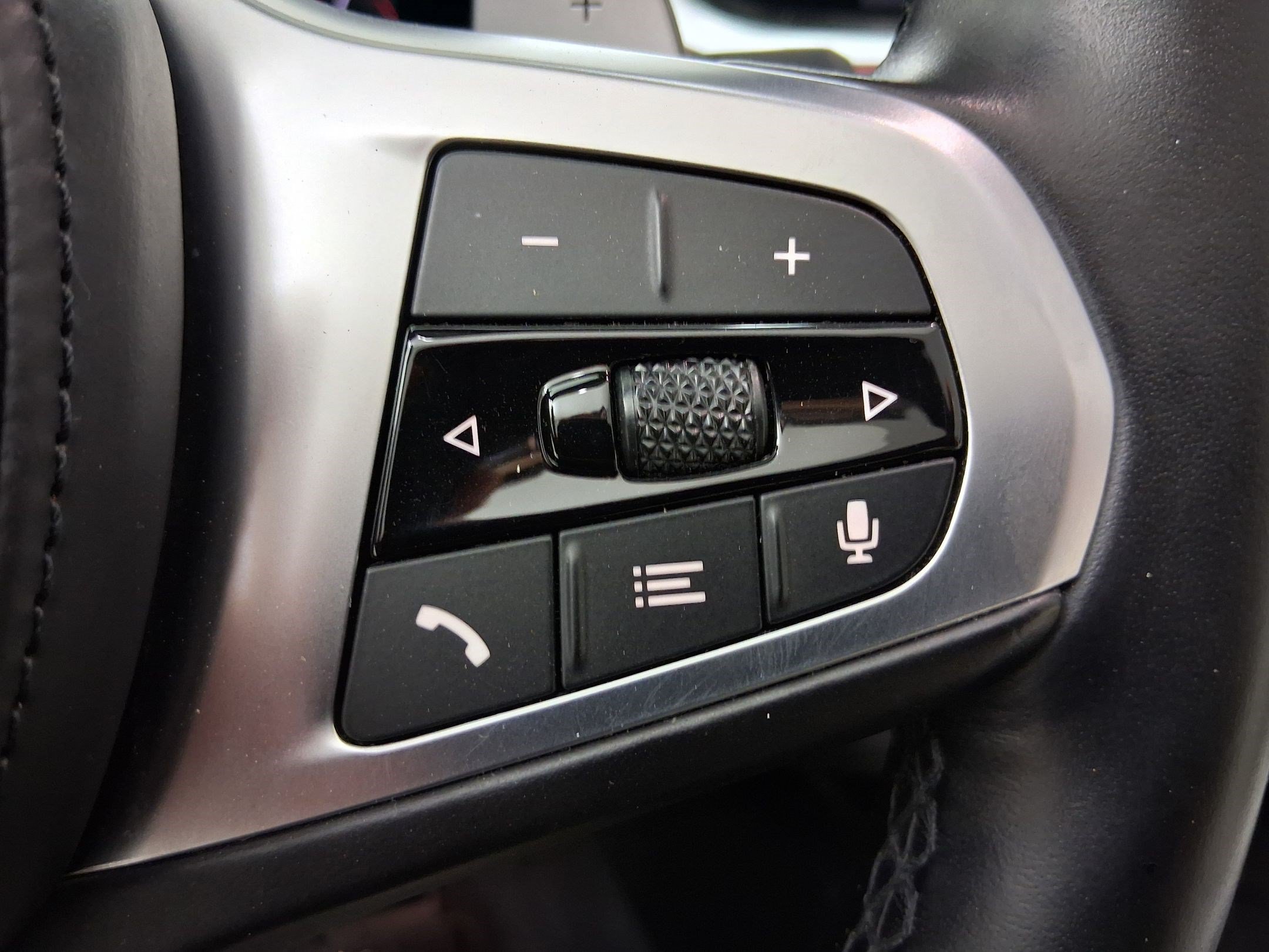 Used 2023 BMW Z4 sDrive30i w/ Convenience Package RWD image 25