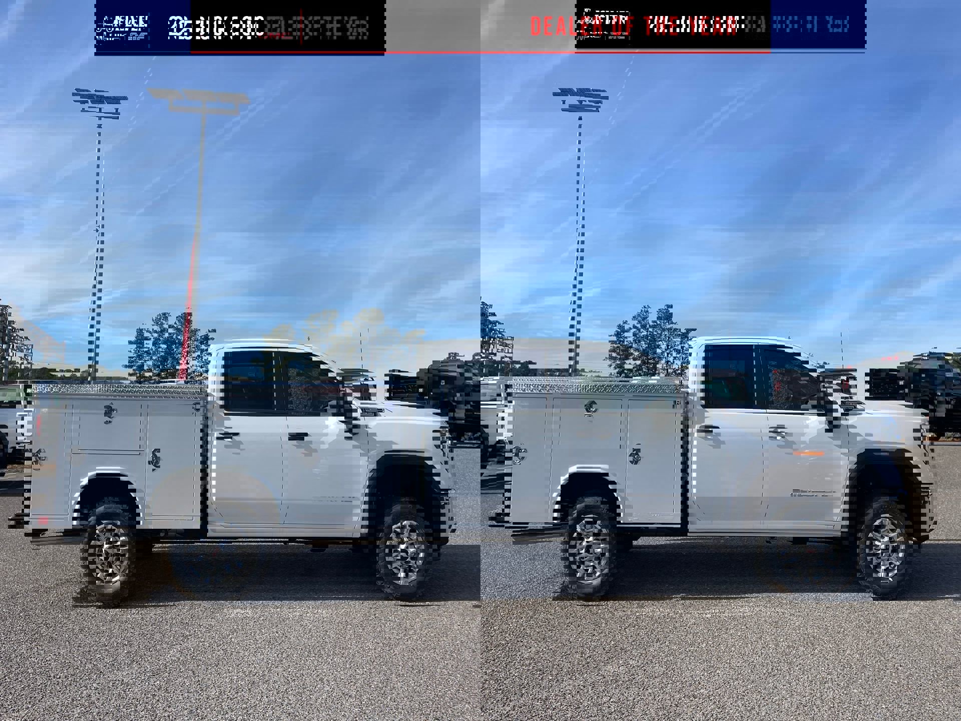 New 2026 GMC Sierra 2500 Pro w/ Convenience Package RWD image 3