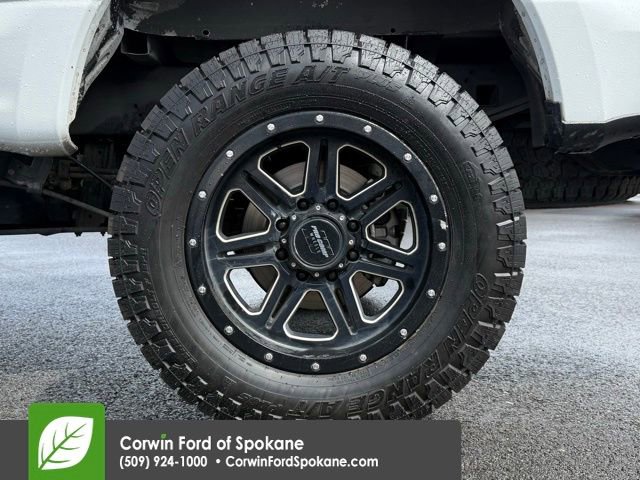 Used 2017 Ford F250 Lariat w/ Chrome Package image 9