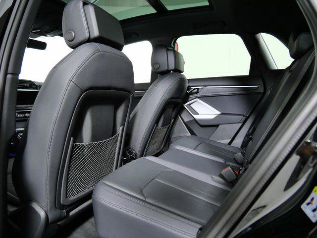 Used 2024 Audi Q3 2.0T Premium Plus image 14