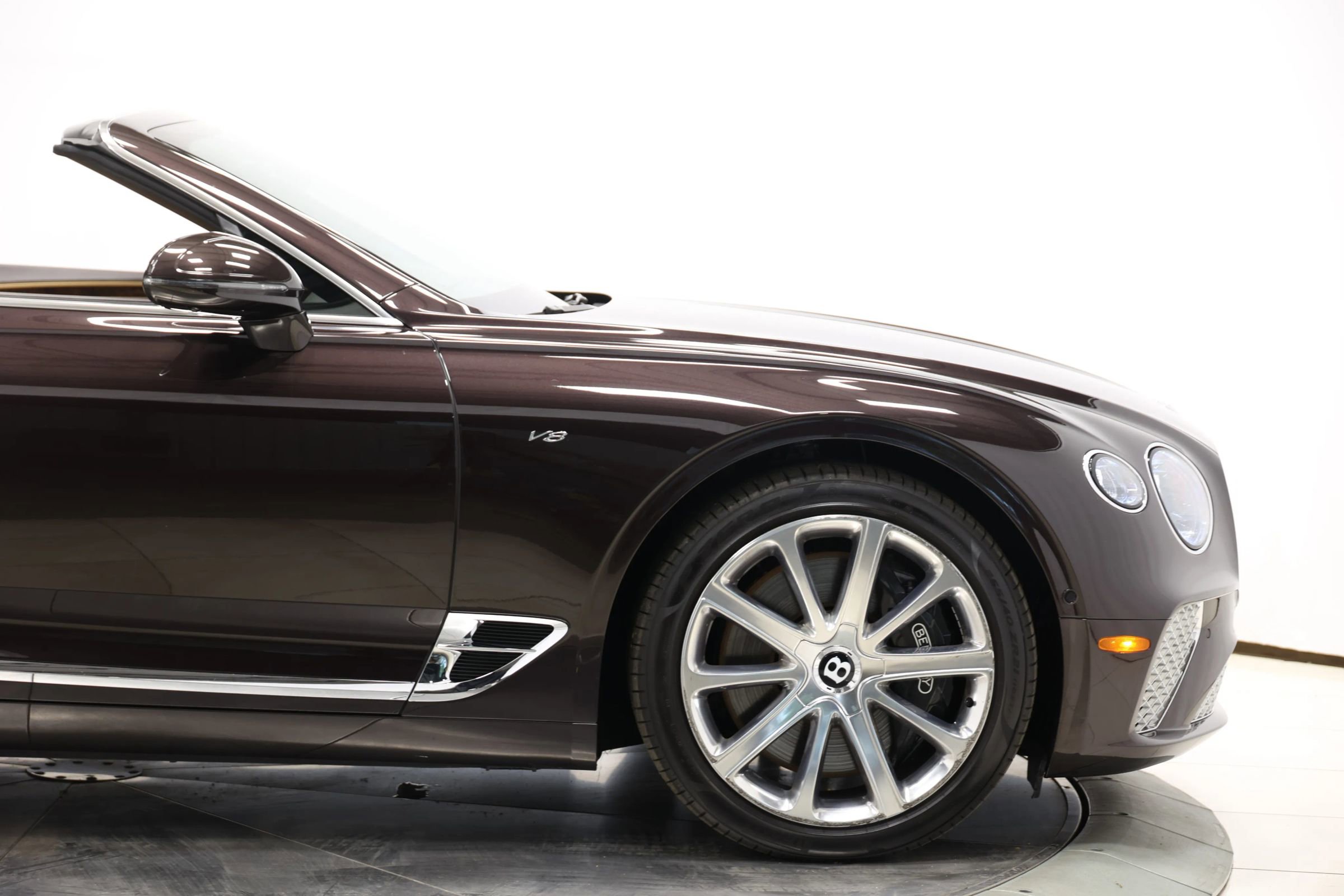 Used 2021 Bentley Continental GT image 72