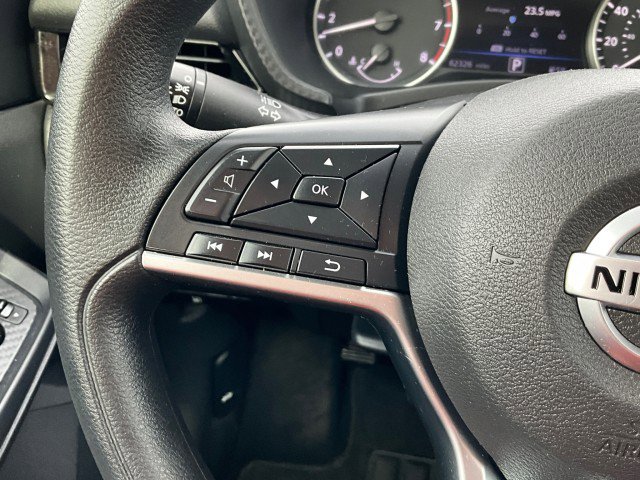 Used 2023 Nissan Sentra SV FWD image 16