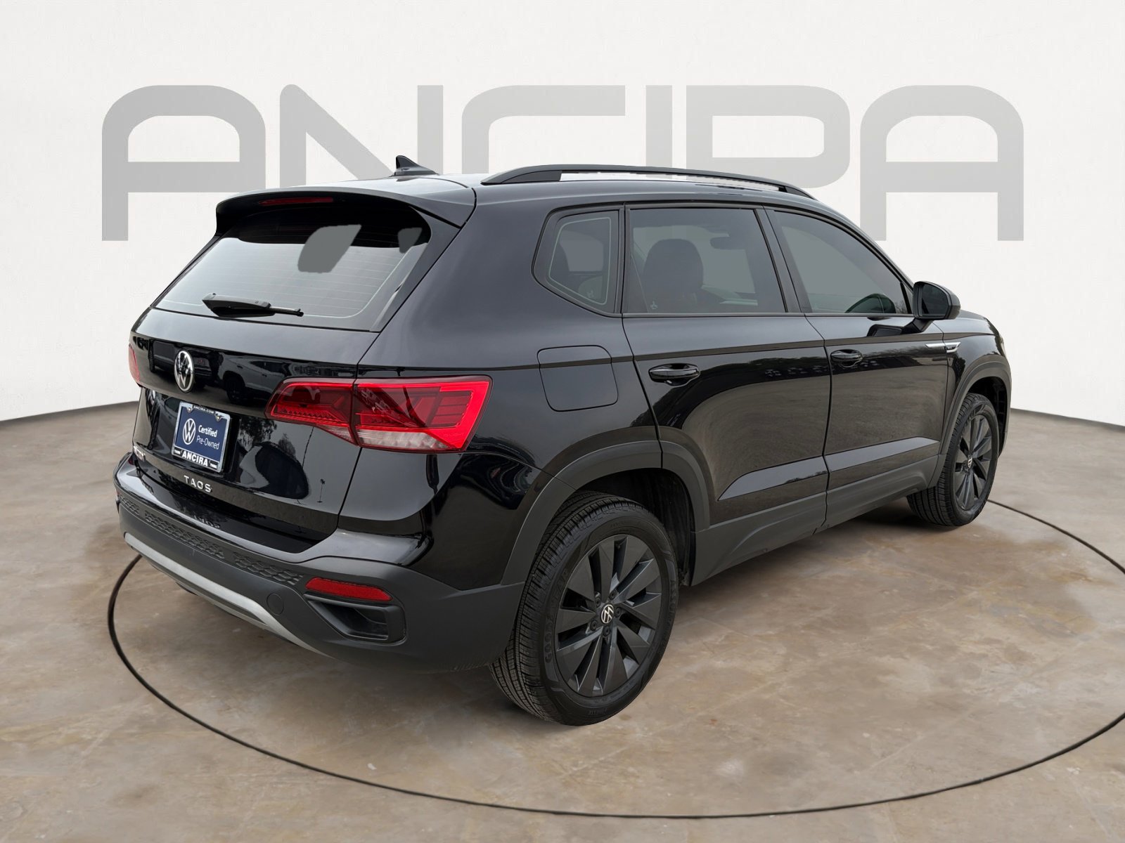 Certified 2024 Volkswagen Taos S w/ MDO Package image 10