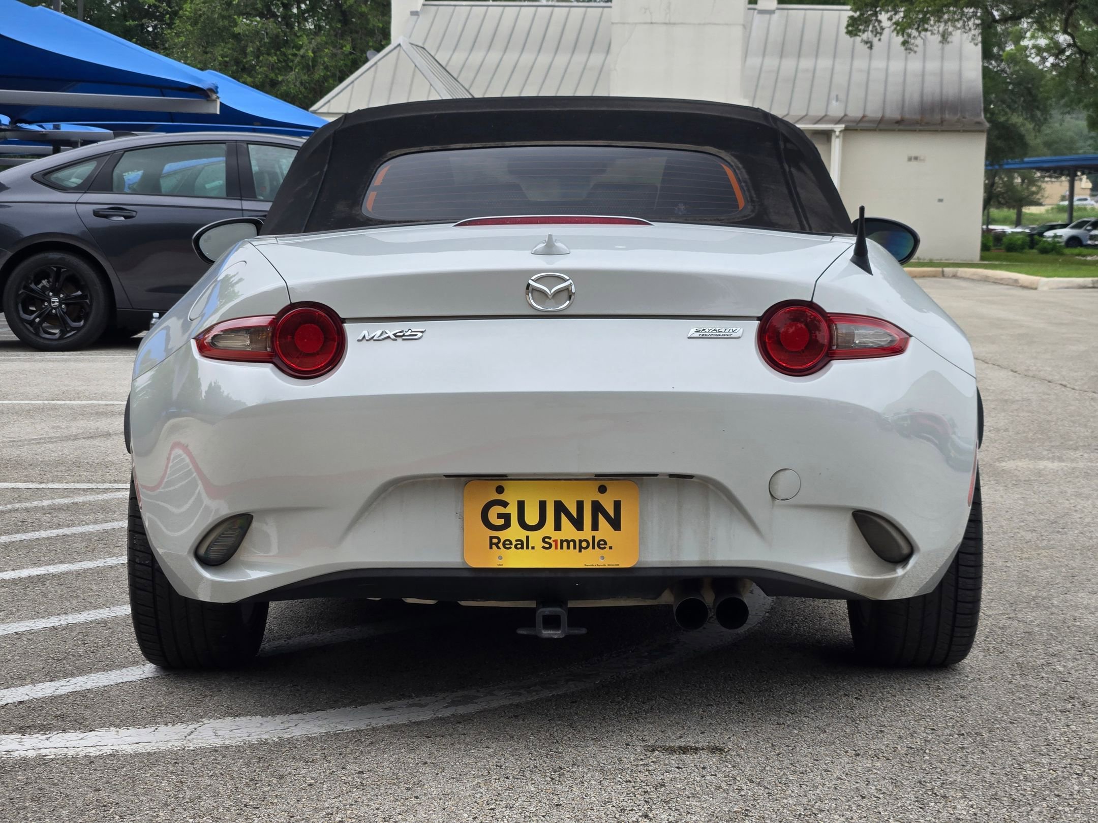 Used 2016 MAZDA MX-5 Miata Grand Touring RWD image 4