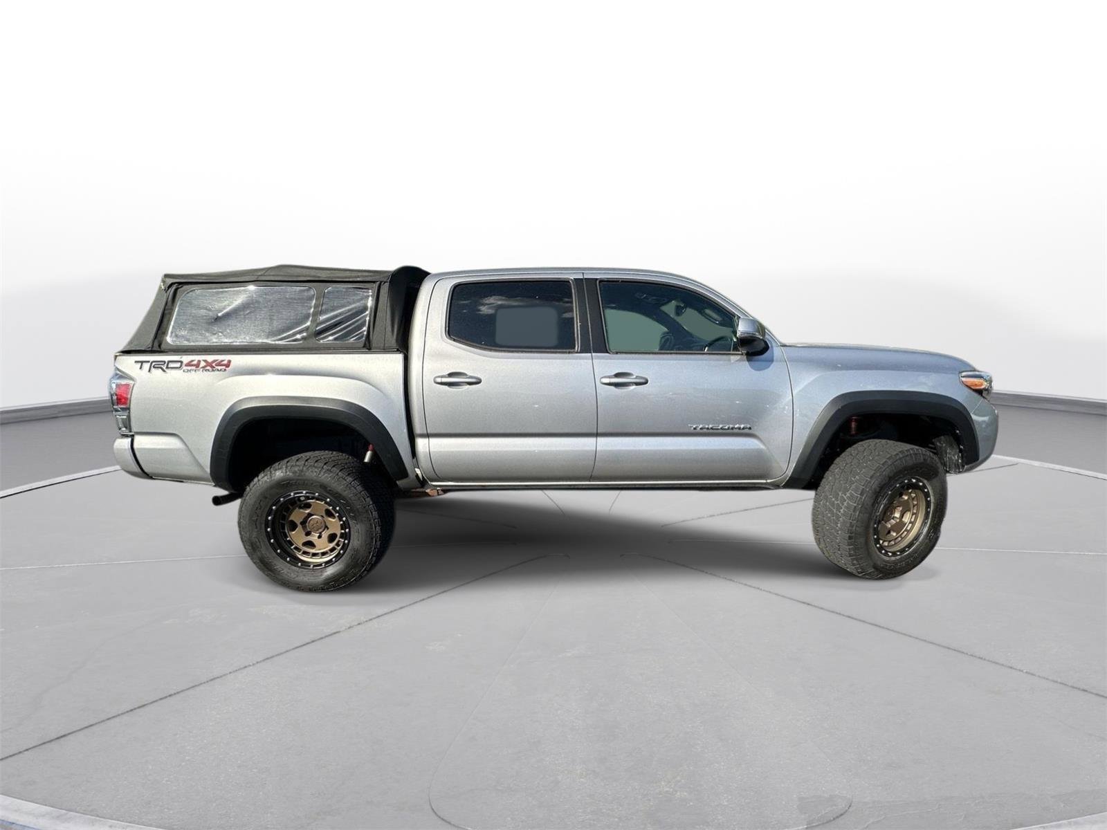 Used 2020 Toyota Tacoma TRD Off-Road w/ Technology Package AWD/4WD image 5