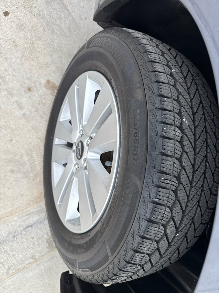 Used 2017 Subaru Outback 2.5i Premium image 14