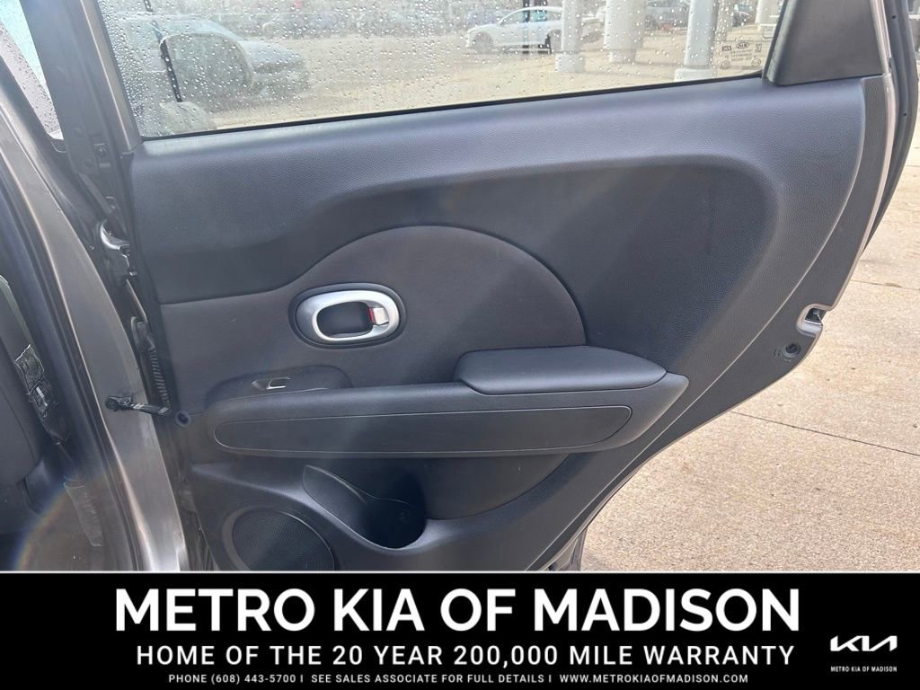 Used 2017 Kia Soul Base image 26