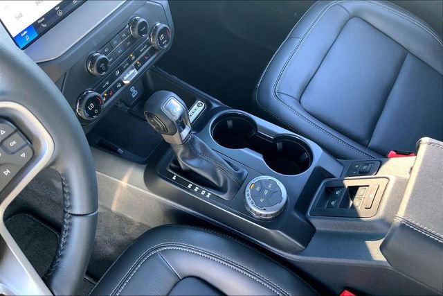 New 2025 Ford Bronco Outer Banks image 8