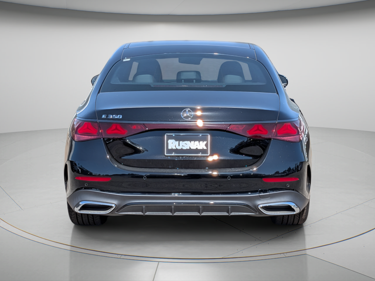 New 2027 Mercedes-Benz E 350 Sedan image 3