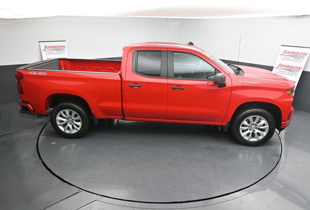Used 2020 Chevrolet Silverado 1500 Custom w/ Custom Value Package image 31