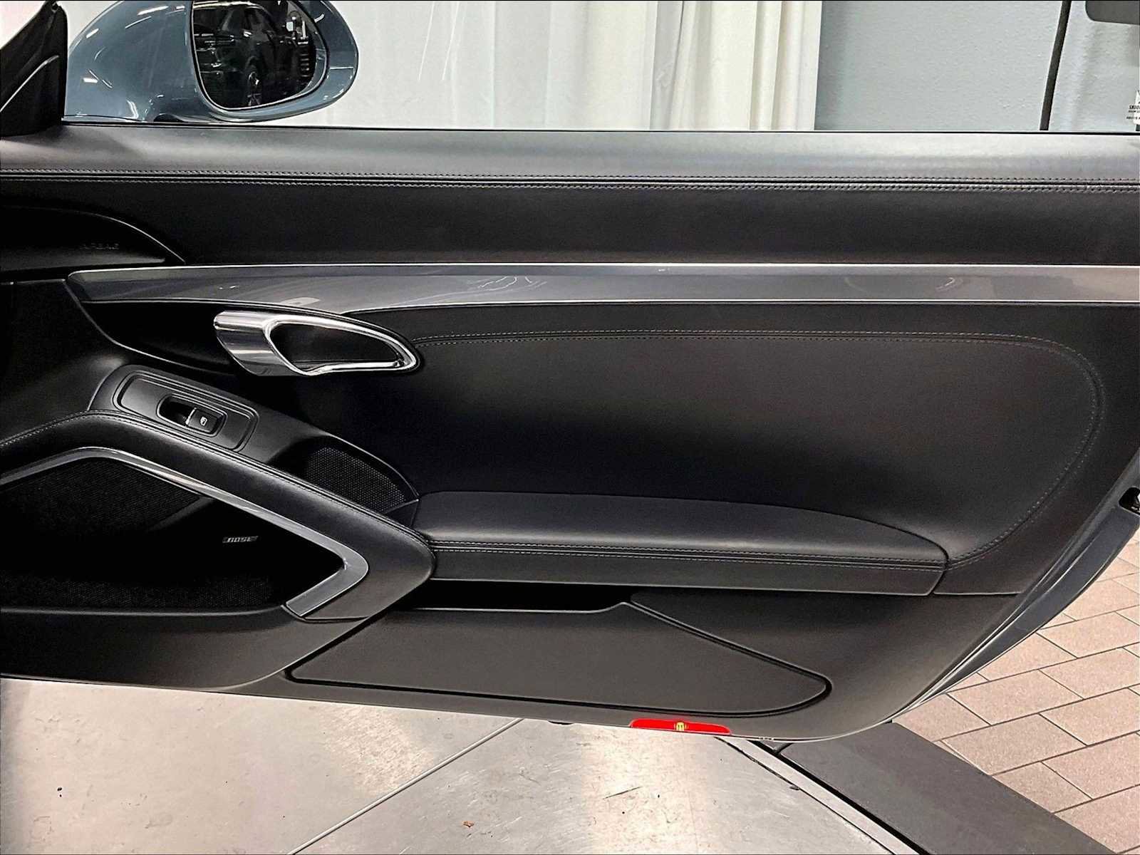 Used 2017 Porsche 911 Carrera S image 28