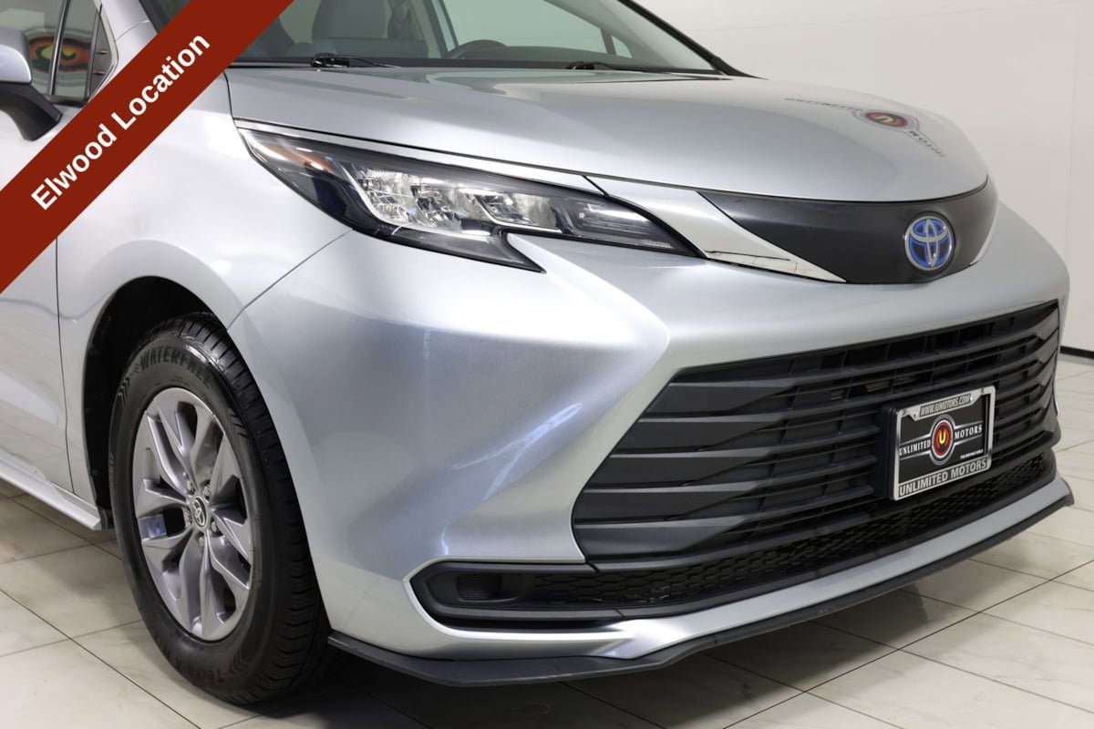 Used 2022 Toyota Sienna LE FWD image 35