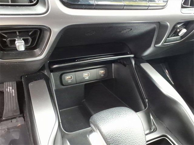 Used 2023 Kia Sorento LX image 21