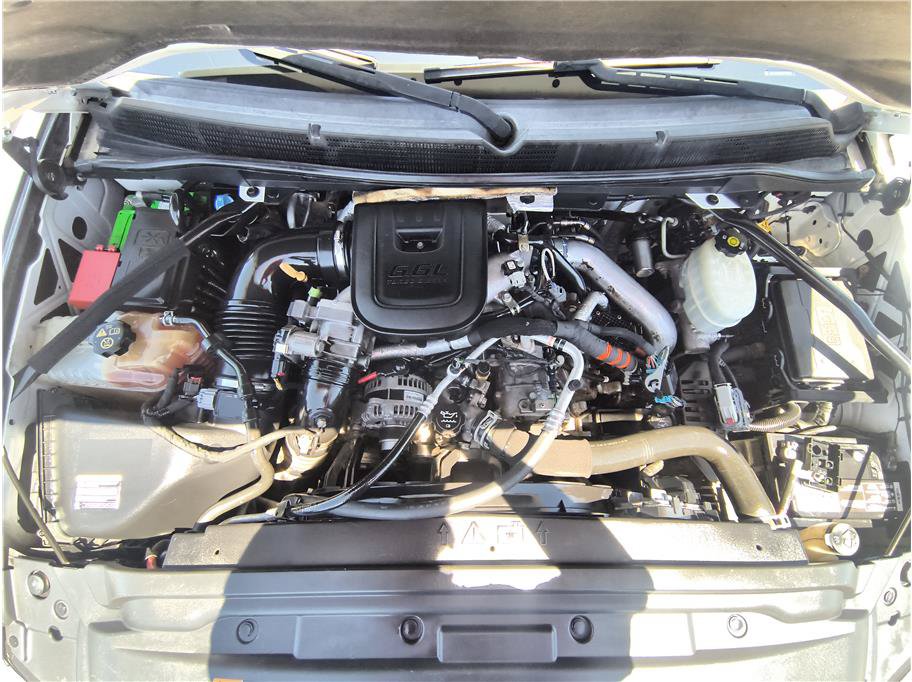 Used 2015 GMC Sierra 2500 SLT w/ Duramax Plus Package AWD/4WD image 21