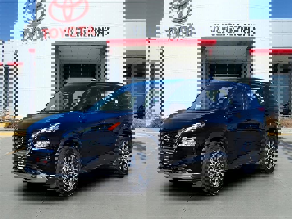 Used 2023 Nissan Rogue SV