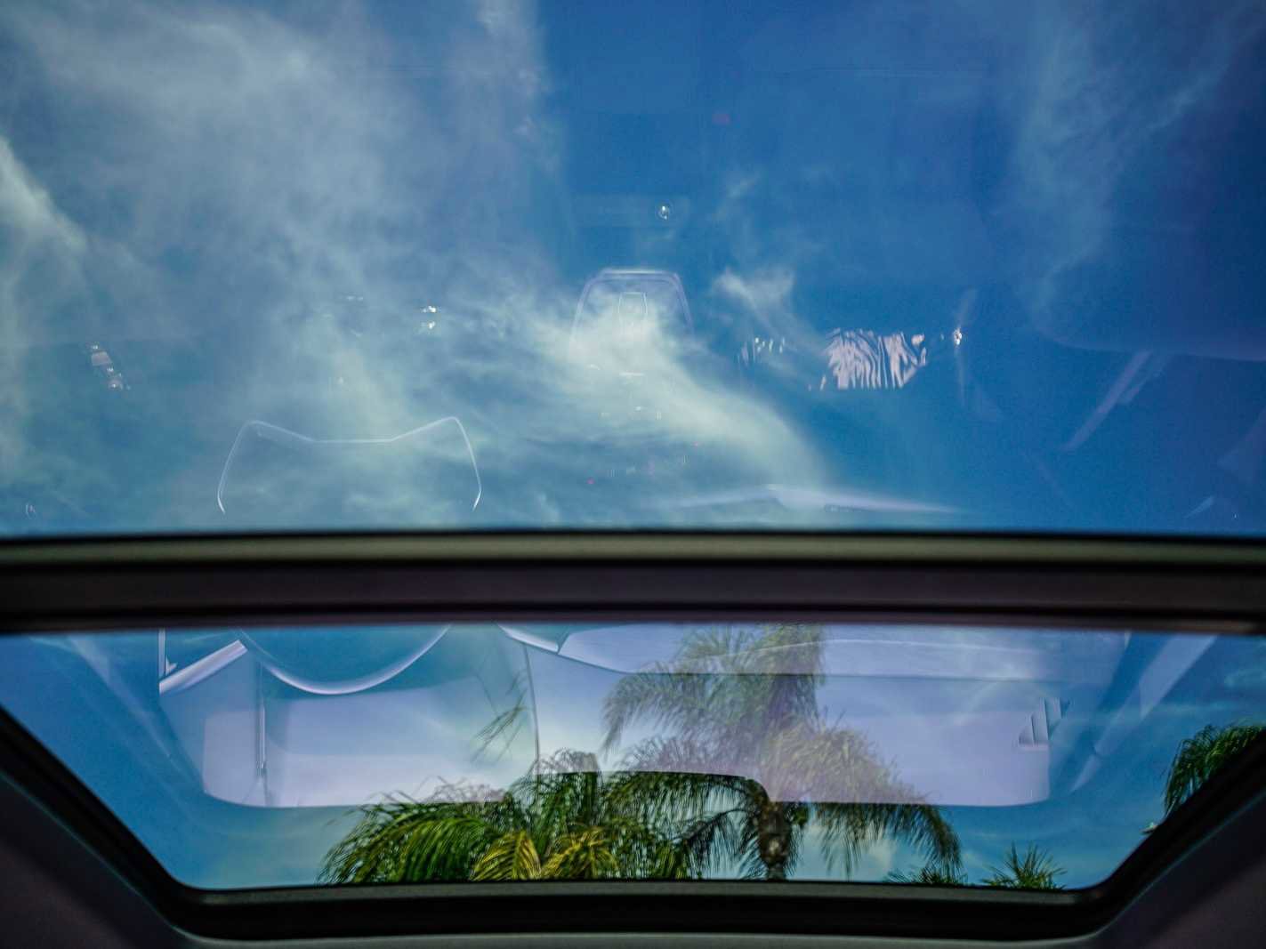 Used 2023 Audi Q4 e-tron Premium w/ Convenience Package image 11