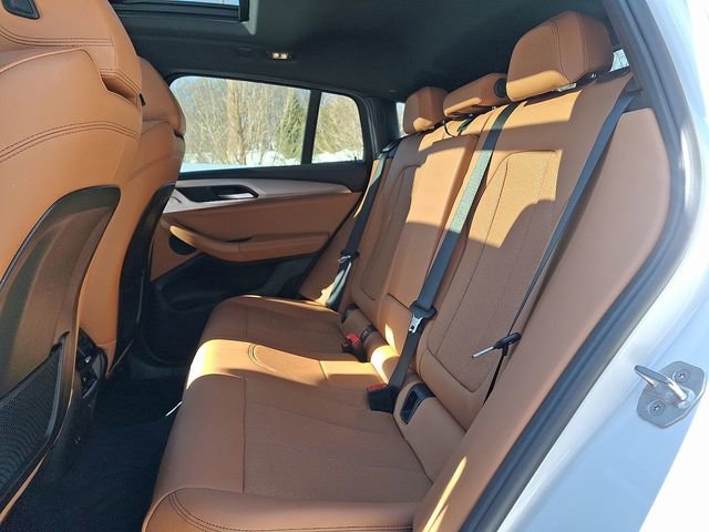 Used 2023 BMW X4 xDrive30i image 10
