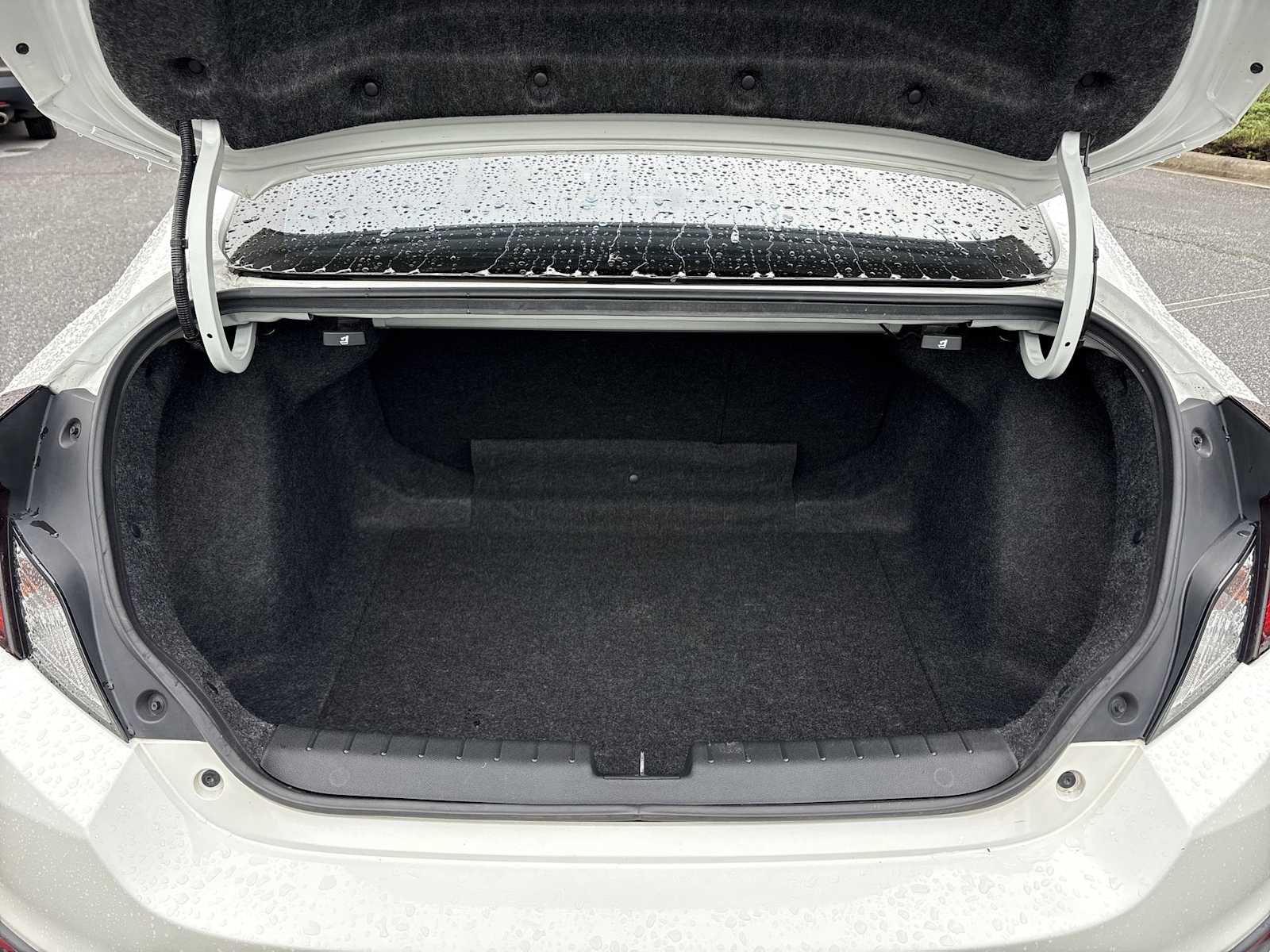 Used 2017 Honda Civic EX-L image 24