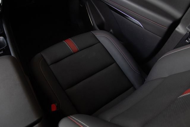 Used 2024 Chevrolet Traverse RS w/ LPO, Floor Liner Package image 29