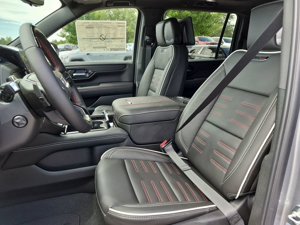 New 2026 GMC Yukon XL AT4 Ultimate AWD/4WD image 9