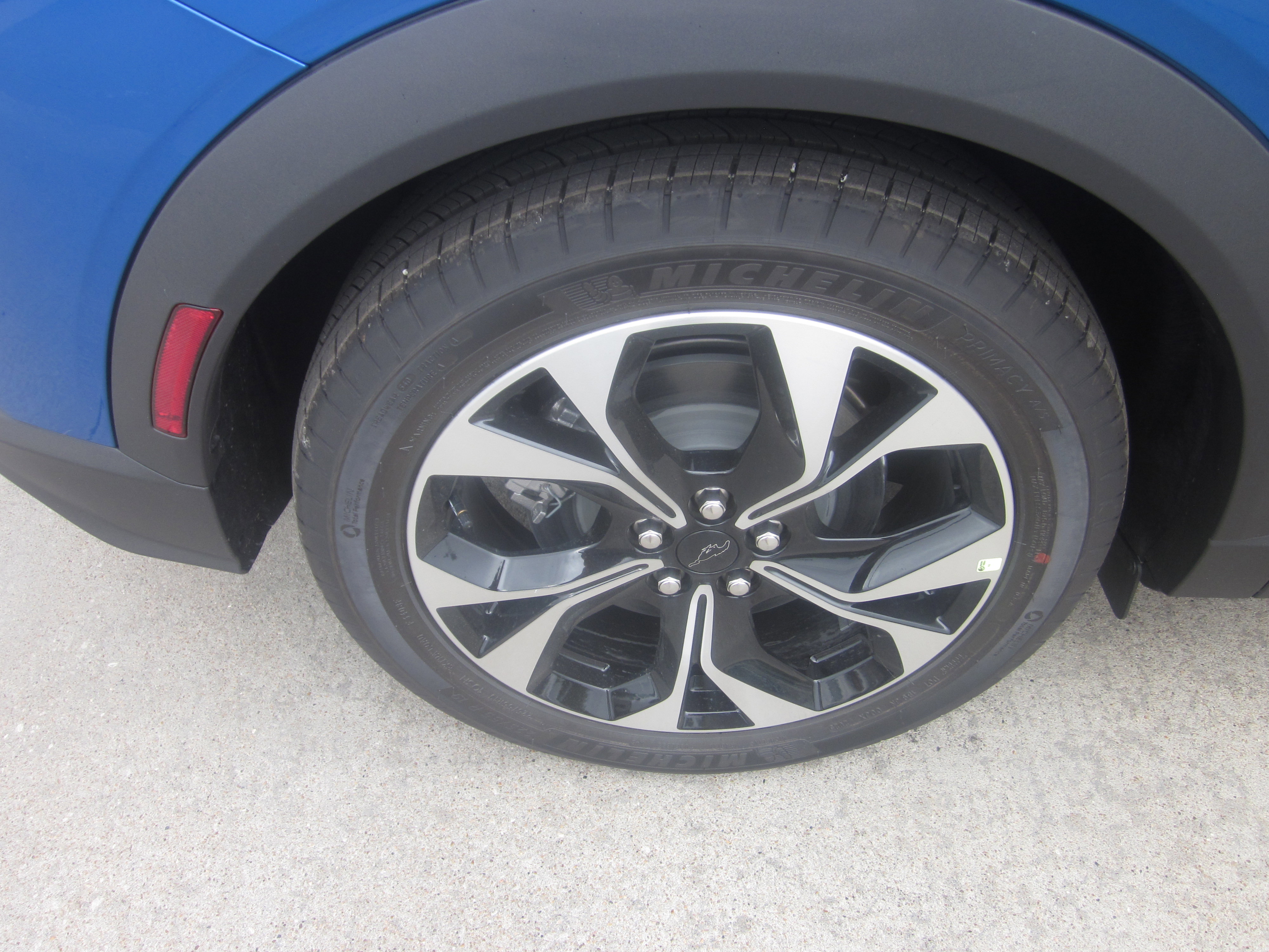 New 2025 Ford Mustang Mach-E Select image 7