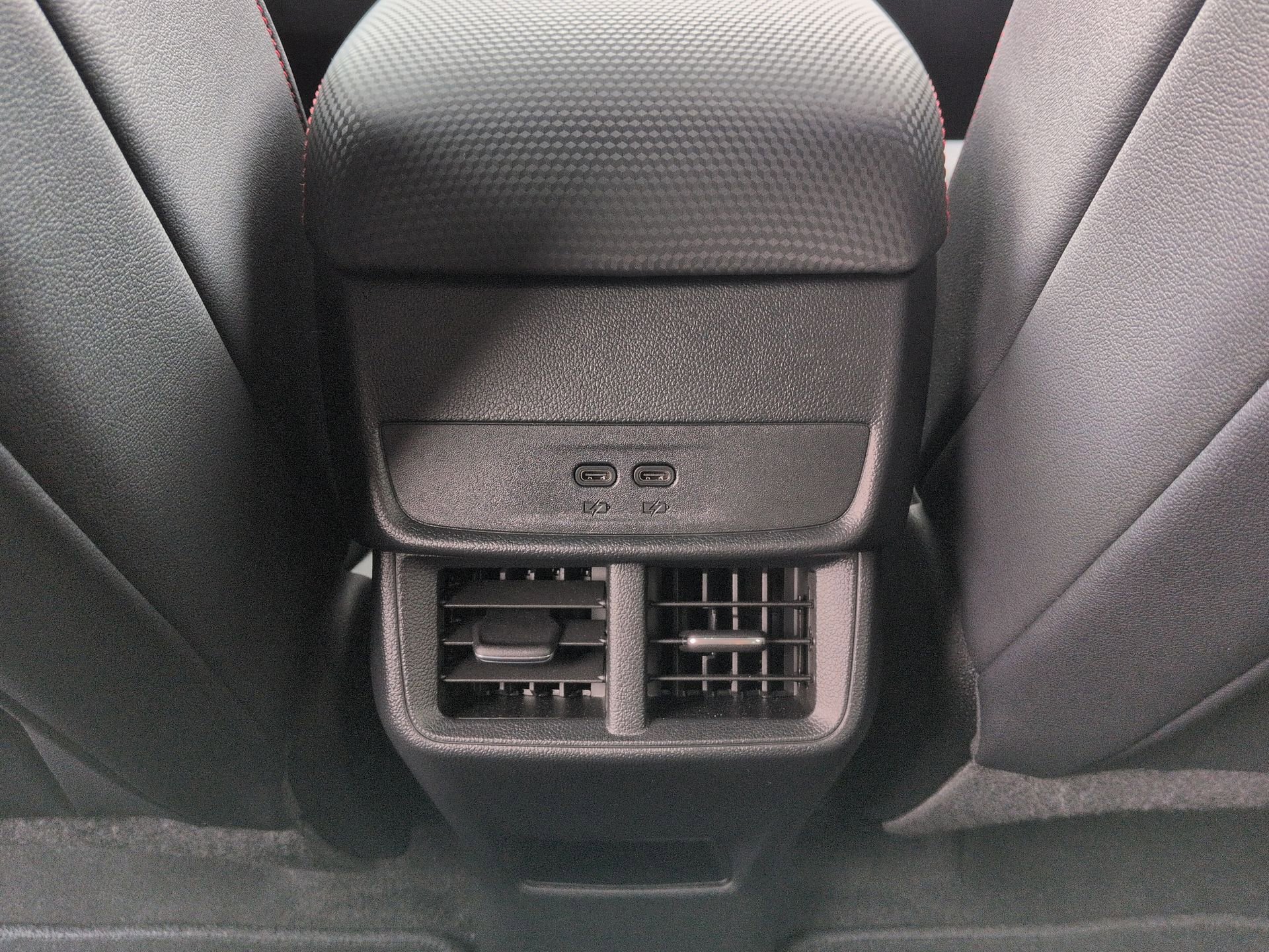 Certified 2026 Chevrolet Equinox RS w/ LPO, Floor Liner Package image 21