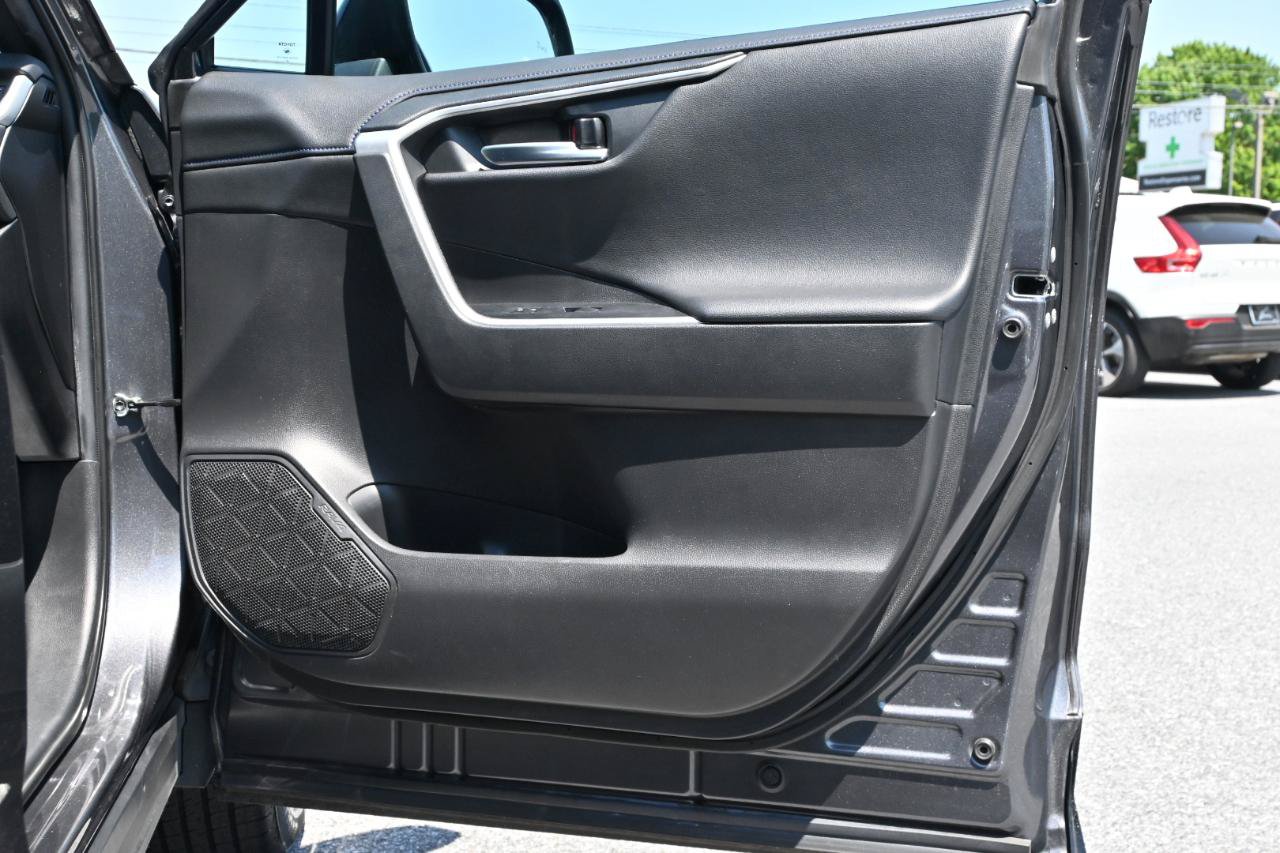 Used 2021 Toyota RAV4 XSE AWD/4WD image 35